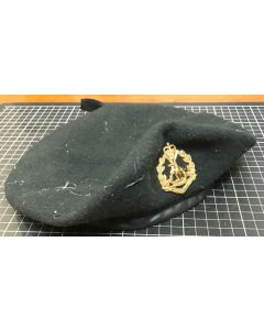 Vintage Commemorative Royal Australian Regiment Beret Small