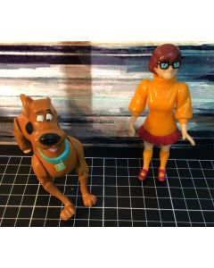 Vintage Set of 2 Scooby Doo & Velma Collectable Action Figure