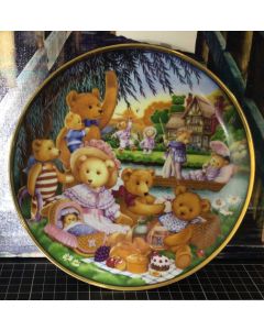 Vintage 1991 Franklin Mint Heirloom A Teddy Bear Picnic Decorative Plate #T5112