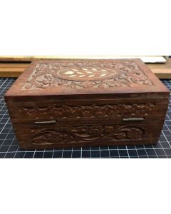 Vintage Wooden Carved Trinket/Jewelry Box