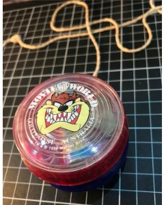 Vintage 1996 Taz Tasmanian Devil Looney Tunes Warner Bros Red and Blue Yo-Yo