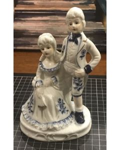 Vintage Blue & White Ceramic Porcelain Victorian Courting Couple Home Decor