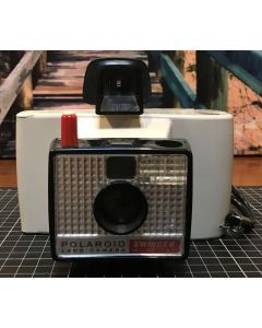 Vintage Swinger Model 20 Polaroid Land Camera Made in United Kingdom