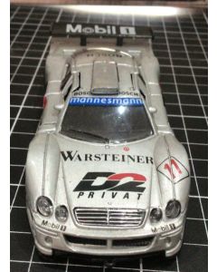 Welly #9746 Mercedes Benz CLK-GTR Diecast Toy Race Car Made in China