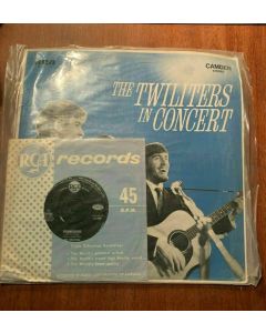 THE TWILITERS - THE TWILITERS IN CONCERT 33RPM & CREAMSLEEVES 45RPM VINYL